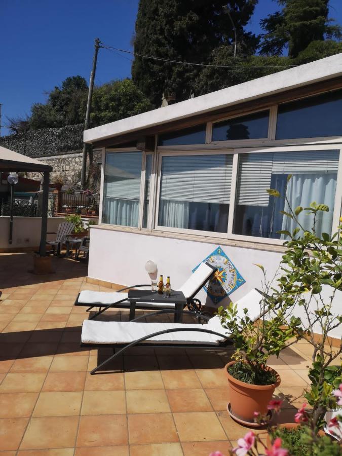 Villa Il Terrazzo Di Marlu Taormina Exterior foto