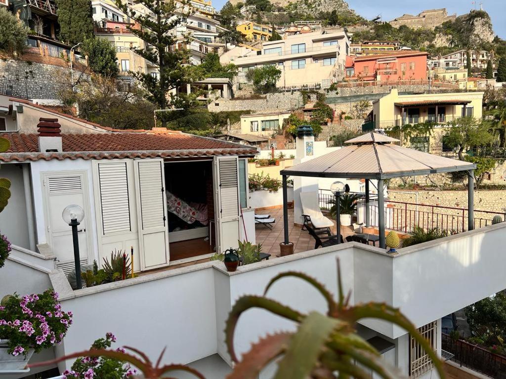 Villa Il Terrazzo Di Marlu Taormina Exterior foto