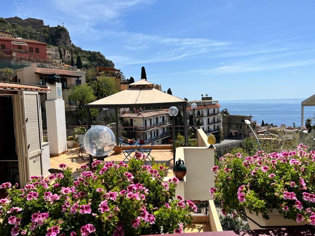 Villa Il Terrazzo Di Marlu Taormina Exterior foto